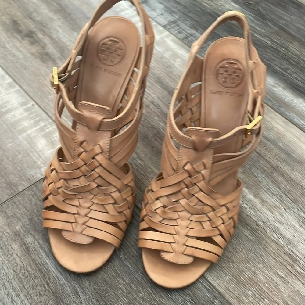 TORY BURCH Nadia brown woven leather logo detail huarache sandals heels 9.5